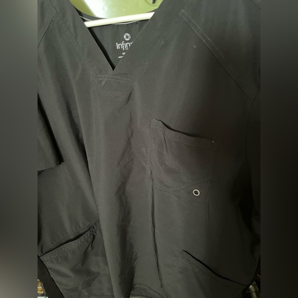 Black Infinity Cherokee Scrub Cooling Lightweight… - image 1